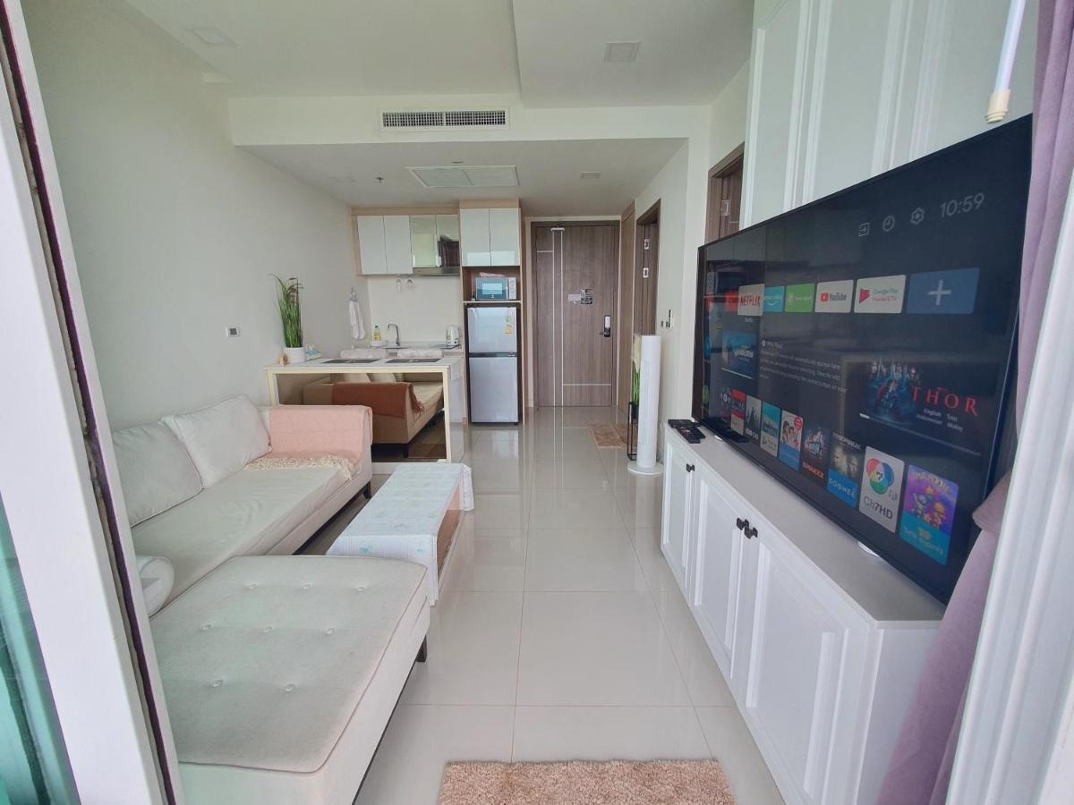 Delmare Beachfront Bangsaray Premium *