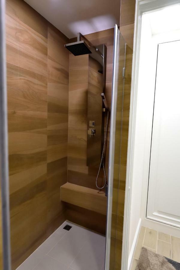 Delmare Beachfront Bangsaray Premium Apartment