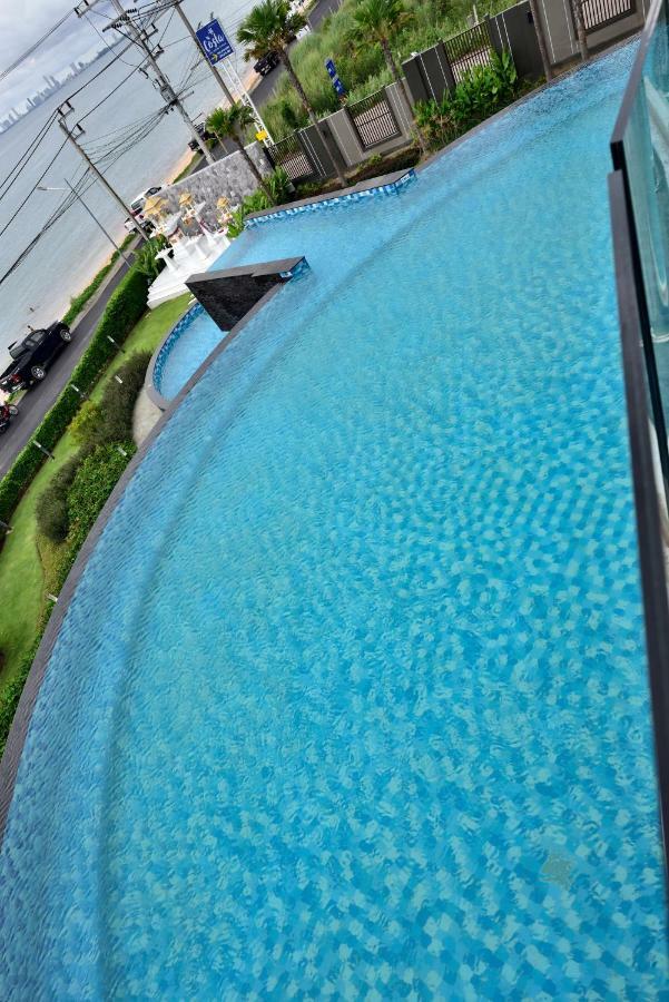 Apartment Delmare Beachfront Bangsaray Premium Bang Sare