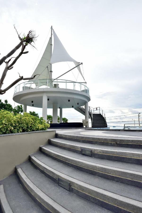 Apartment Delmare Beachfront Bangsaray Premium