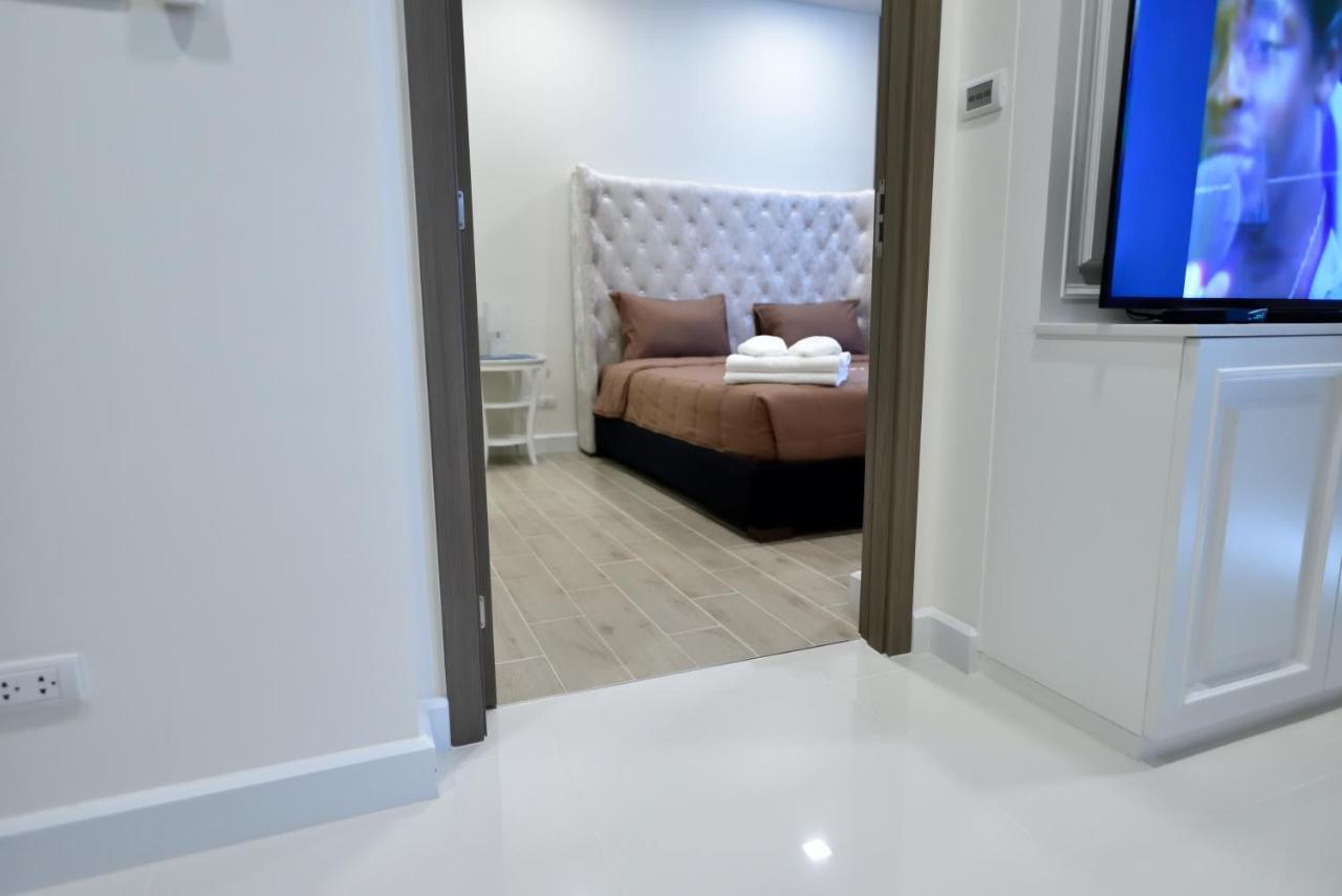 Delmare Beachfront Bangsaray Premium